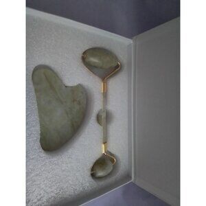 Jade Roller & Gua Sha Stone Set Baimei Skincare Beauty